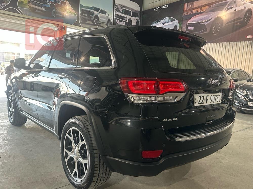 جيب جراند شيروكي